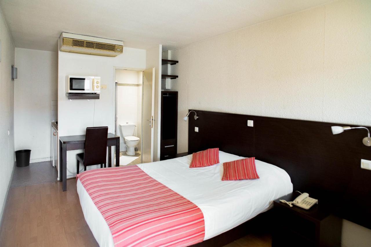 Top Motel Istres Zewnętrze zdjęcie